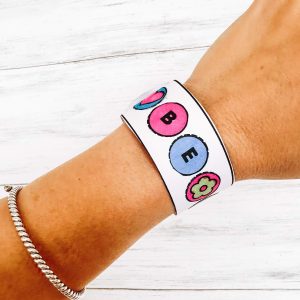 Fun back to school classroom activities - bracelet