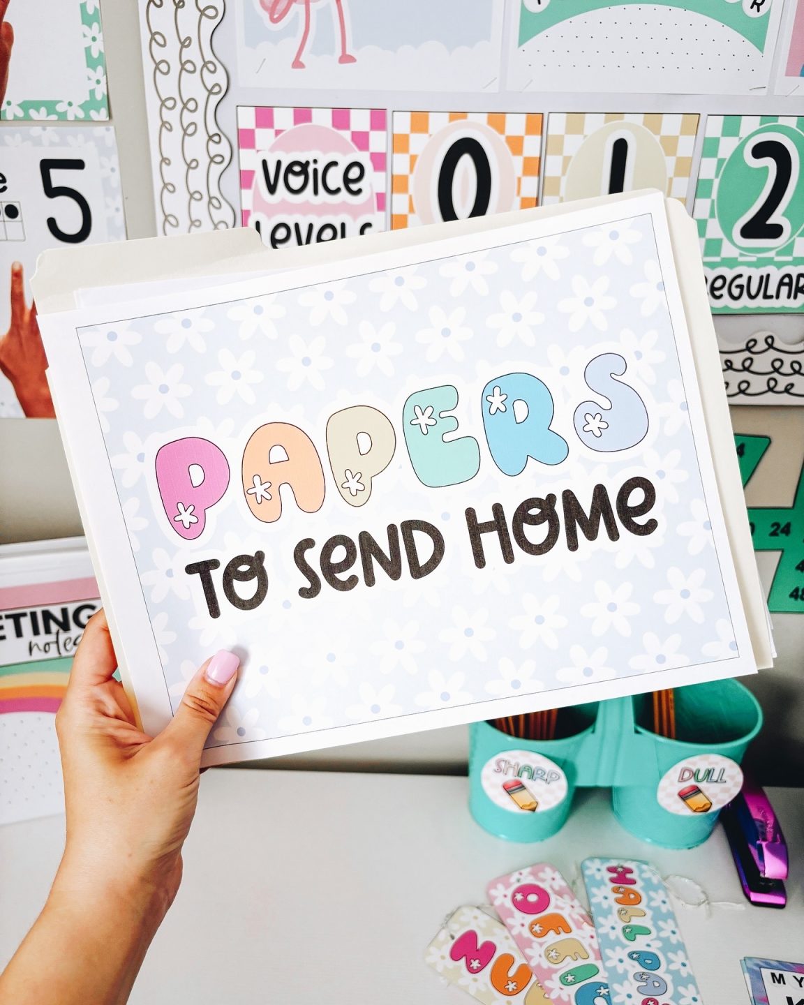 Classroom theme ideas - folder labels